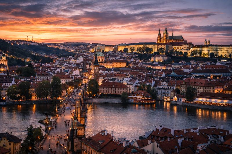 Airlines Add New Routes Ahead of Peak Travel Season